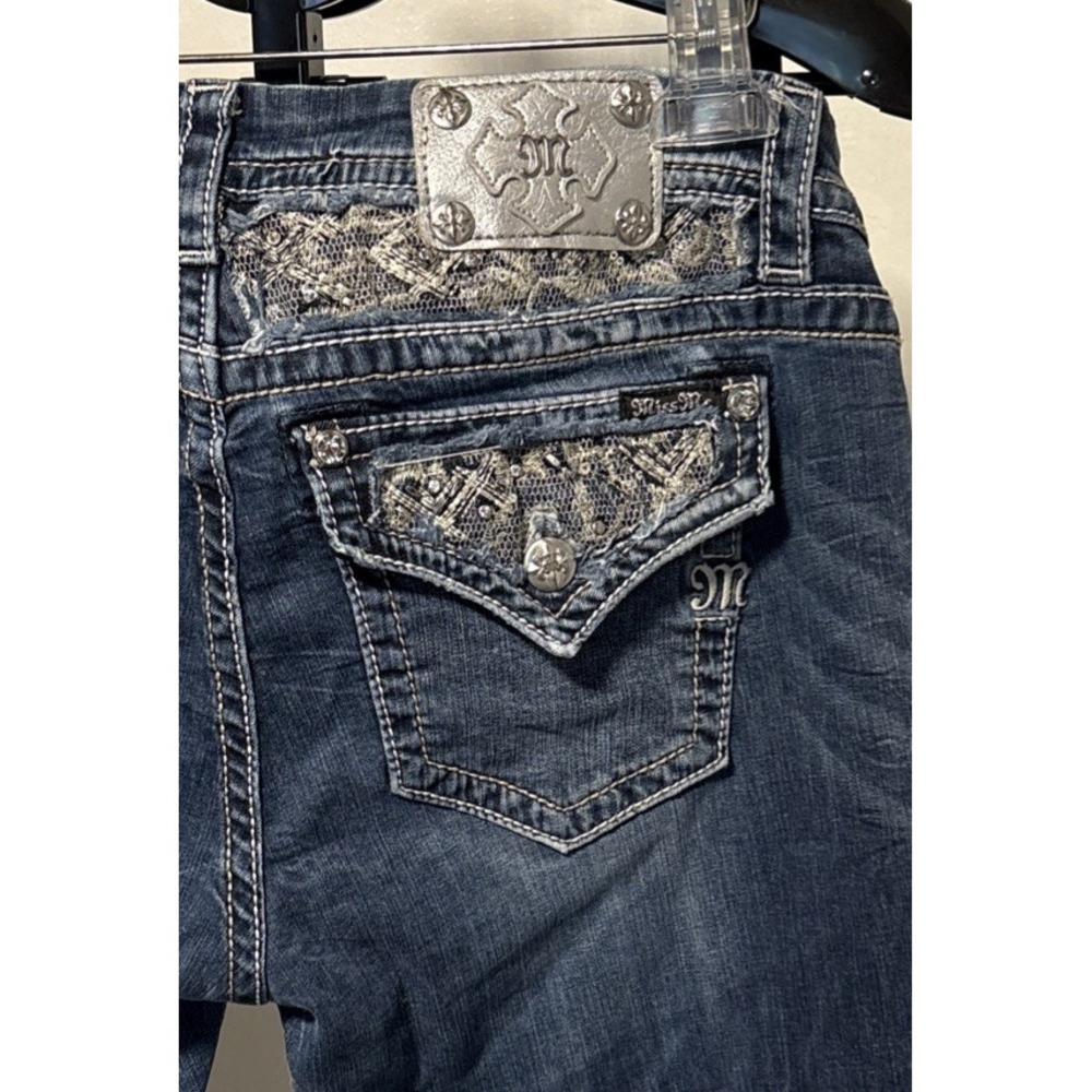 Miss Me jeans 32 easy boot   Medium  Embroidered Rhinestone sequins y2k